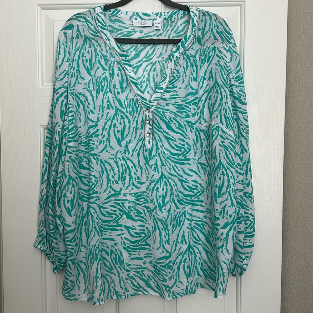 Susan Graver women’s teal and white blouse XLP
